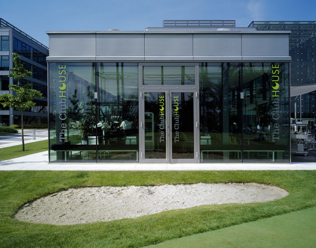 Business Technology Park 04 - kiosek