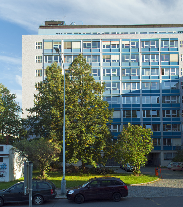 Université technique tchèque - reconstruction étape 1