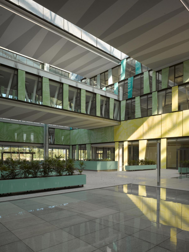 Amazon Court, River City