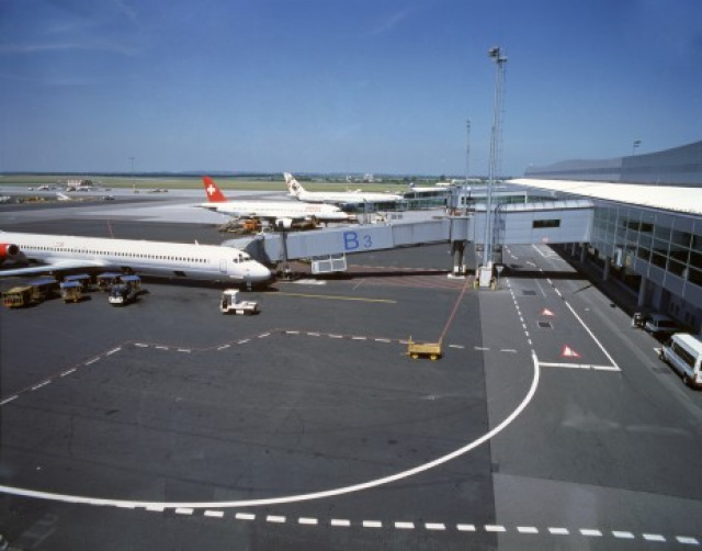 Aéroport de Prague Ruzyně, T2 - doigt B