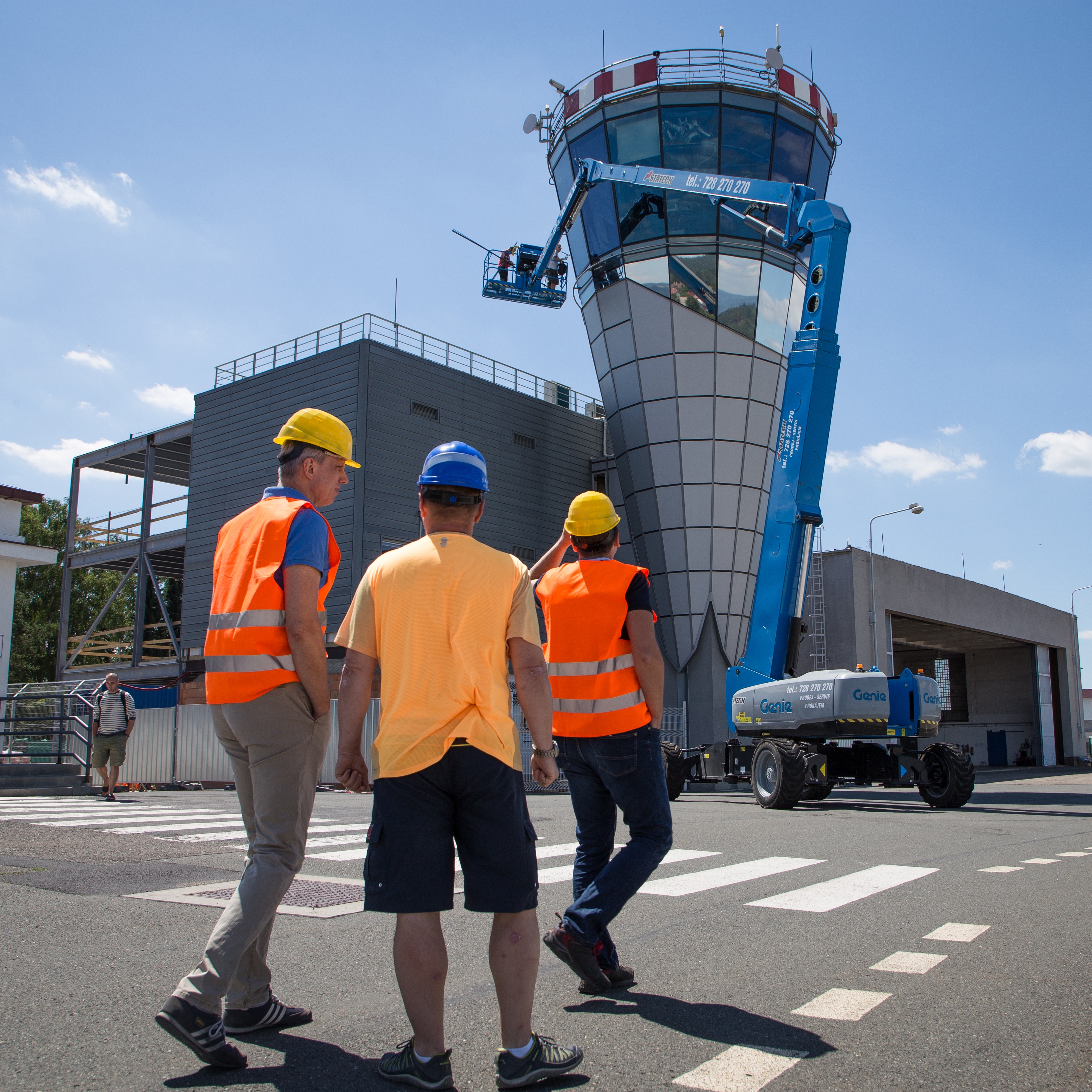 La tour de contrôle de l’aéroport de Karlovy Vary équipée d'un vitrage unique de Sipral